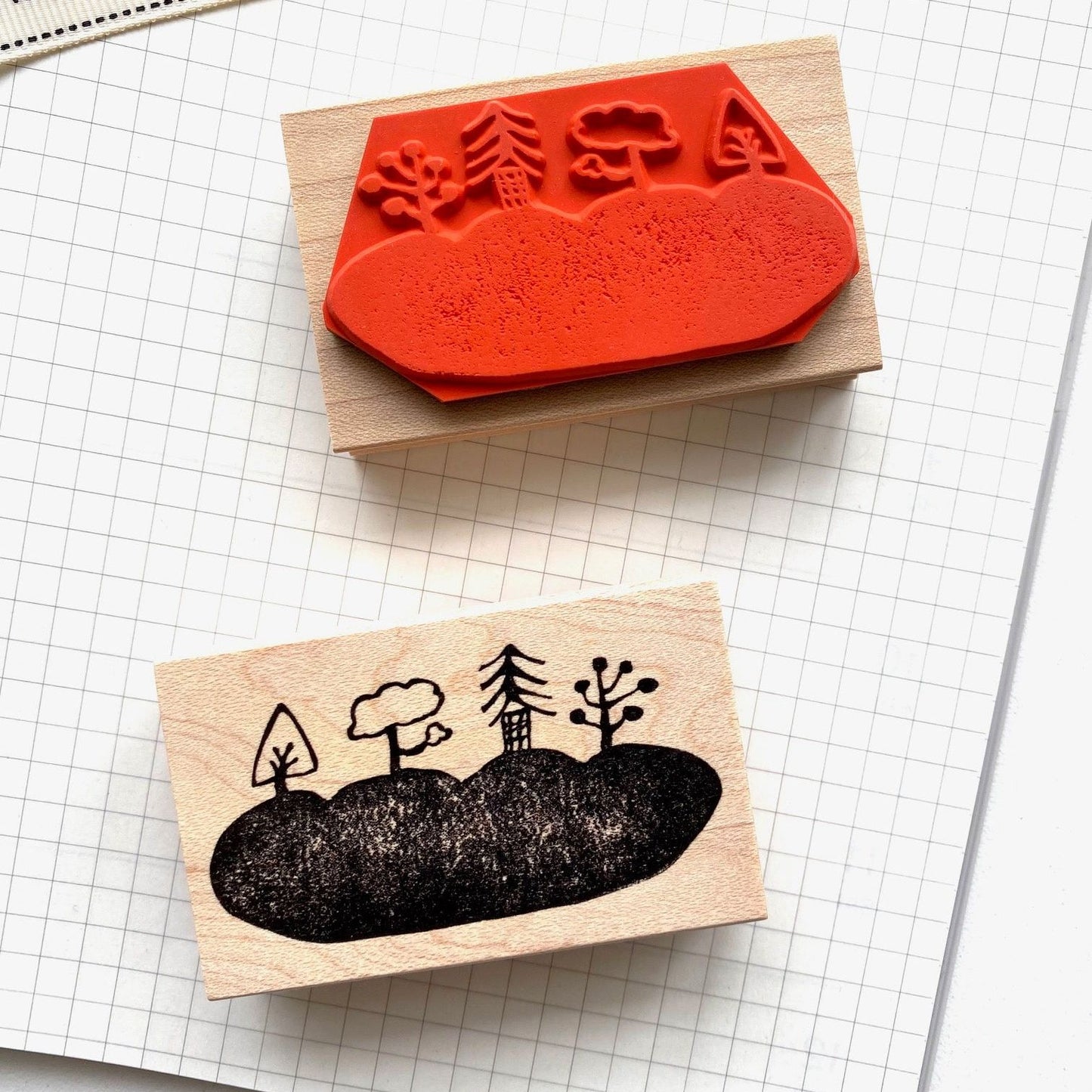 Hankodori Rubber Stamp - Bread and Tree (Fill)