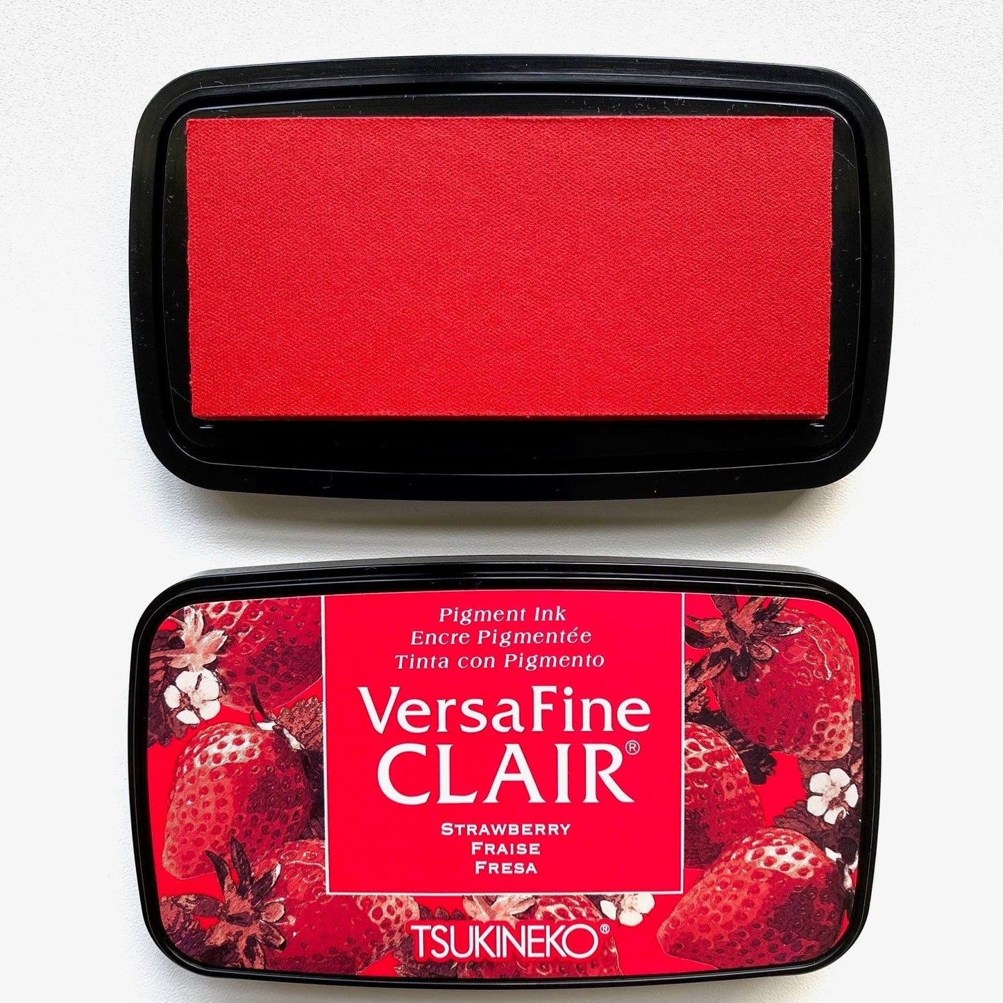 Tsukineko VersaFine Clair Stamp Ink Pad - Strawberry