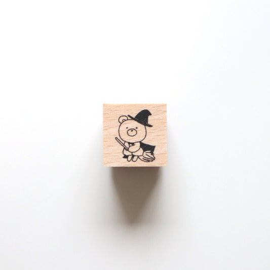 Forme. Rubber Stamp - Baby Kuma Wizard