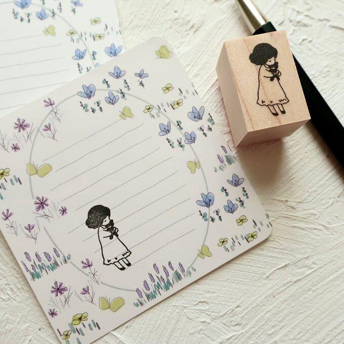MA7stamp Rubber Stamp - Little Hana Loves Her Bear