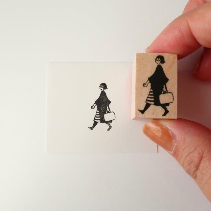 MA7stamp Rubber Stamp - Miss Fumiko - Walking