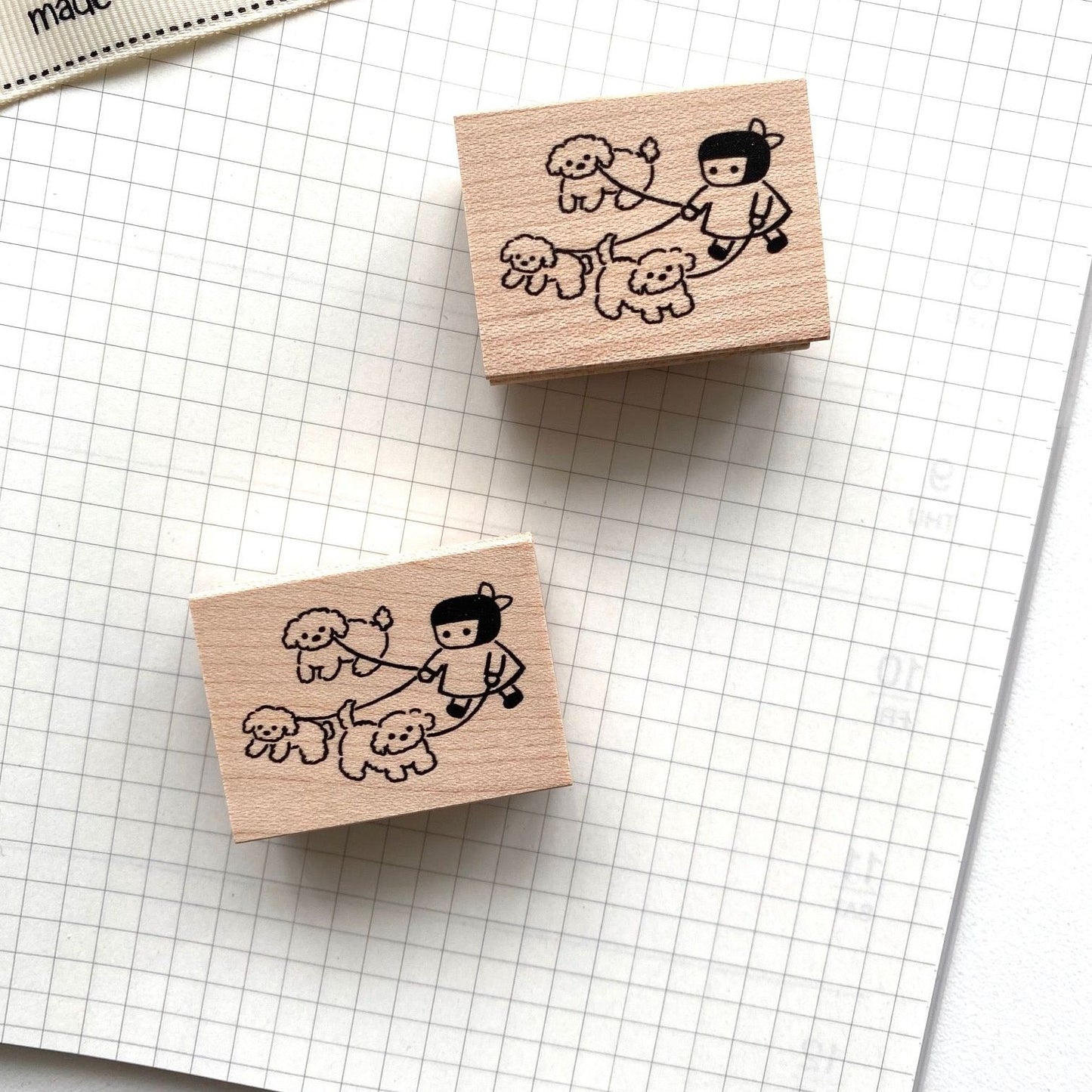 Hankodori Rubber Stamp - Girl with 3 Dogs