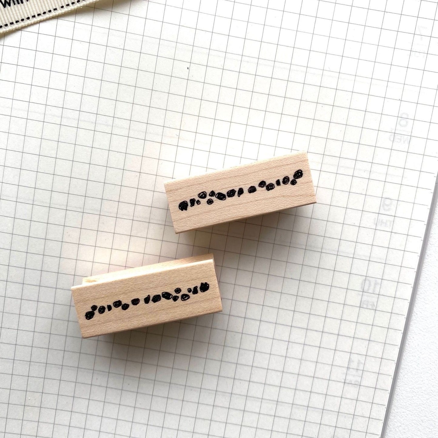 Hankodori Rubber Stamp - Flowerdrops