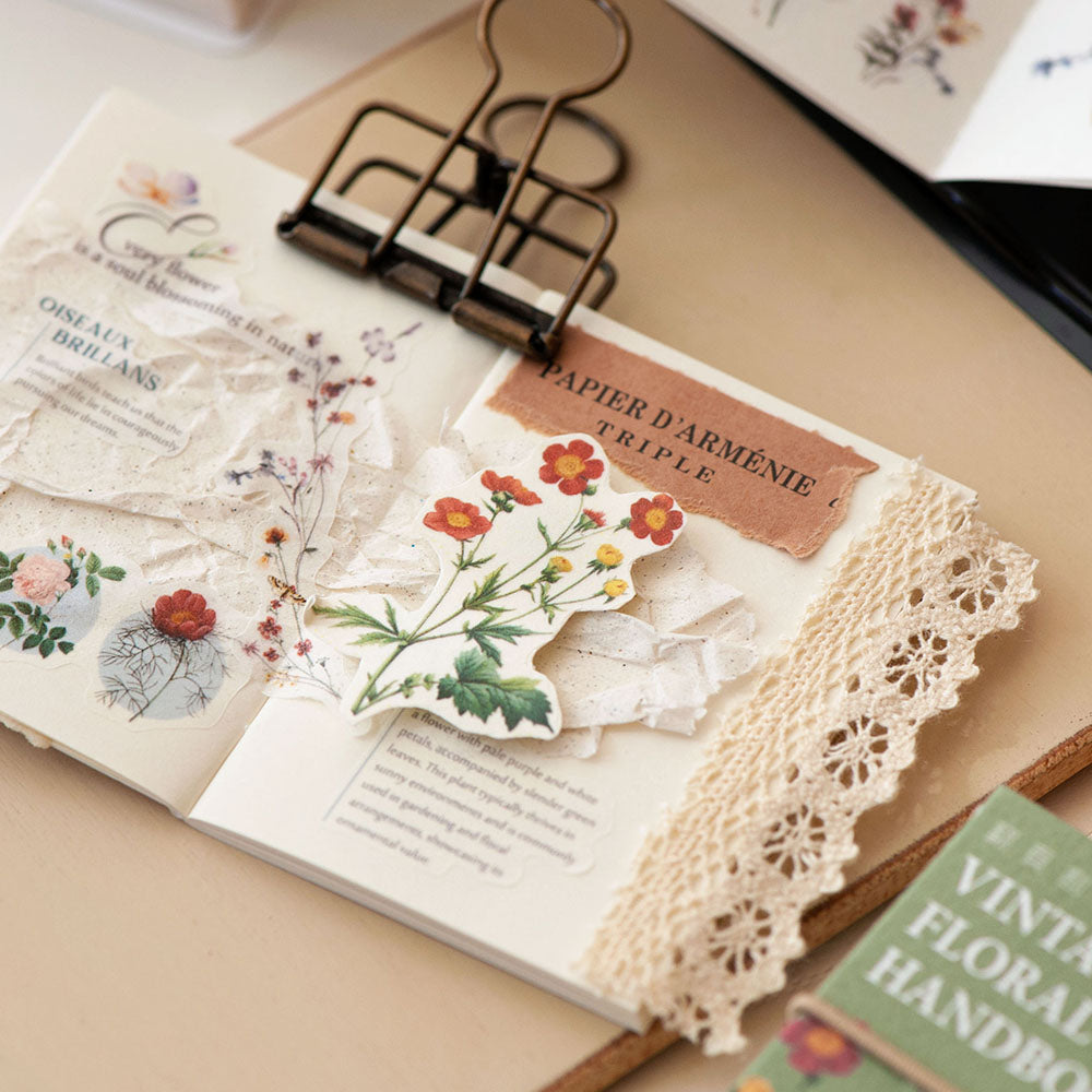 MU Lifestyle Die-Cut Washi Tape Mini Booklet - 04 Vintage Floral Handbook