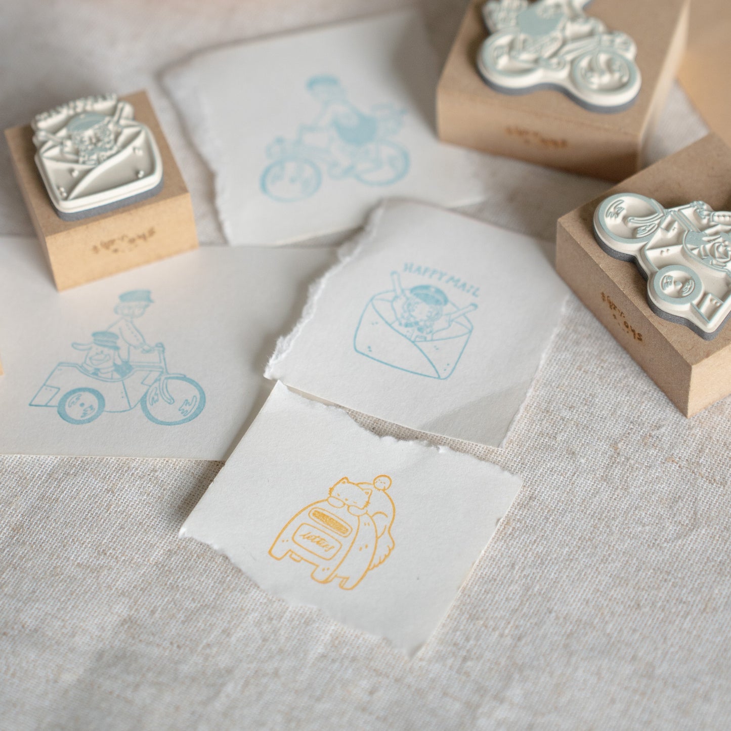 Sho Little Happiness Rubber Stamp - Cat & Mailbox